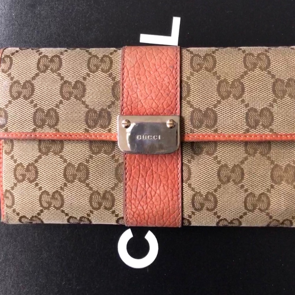 Authentic Gucci Continental Wallet